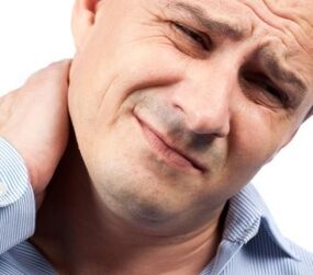 Dolor de cuello debido a osteocondrosis, que puede aliviarse con una terapia compleja