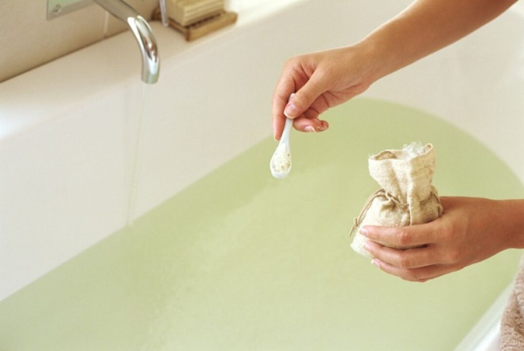 Baño de sal en casa para un tratamiento eficaz de la osteocondrosis cervical
